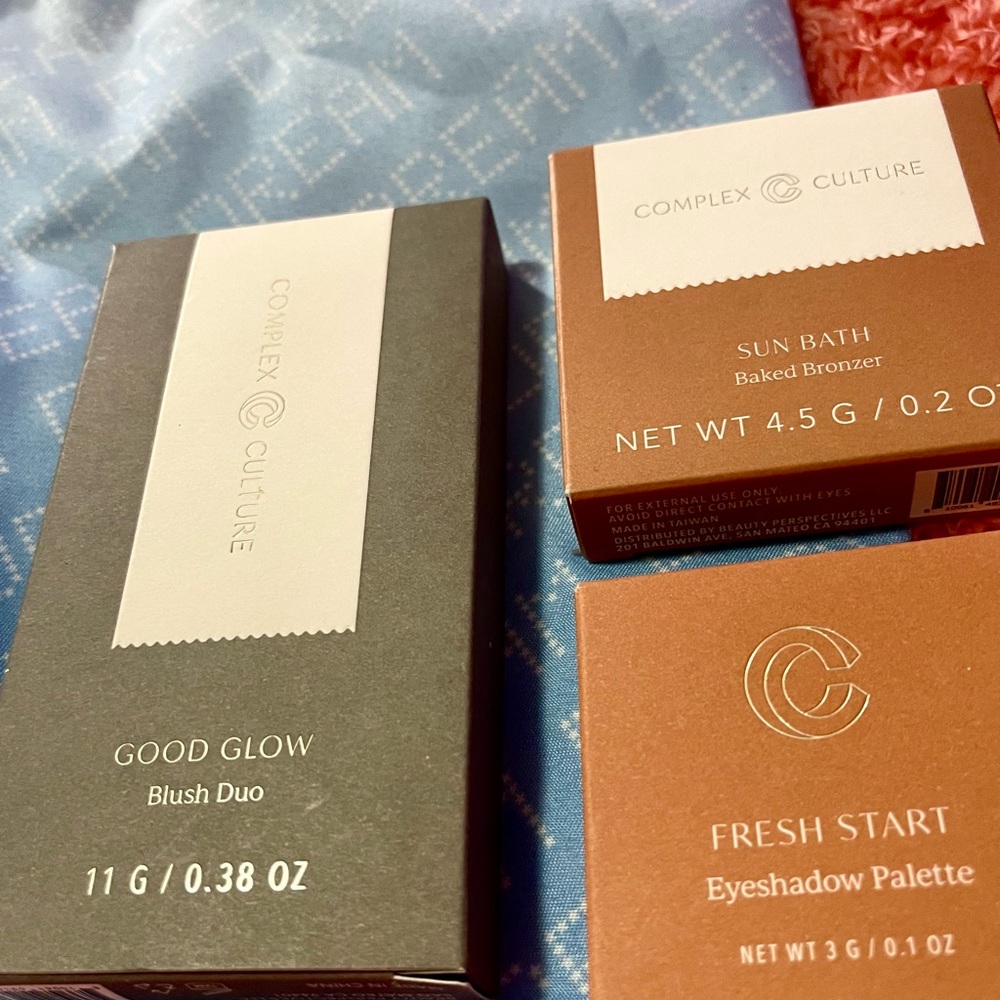 Complex Culture Bundle / Blush Duo, Eyeshadow Palette & Baked Bronzer